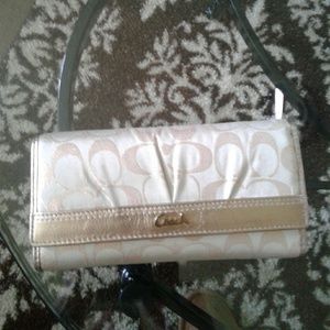 COACH GOLD WALLET WITH CHECKBOOK..LIKE BRAND NEW
